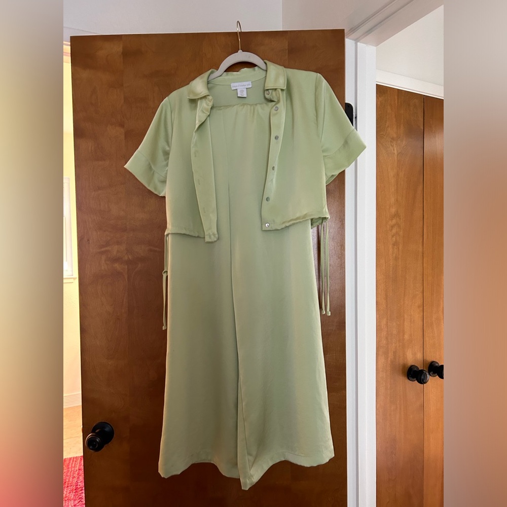 Two piece set